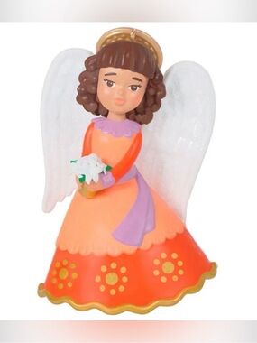 Hallmark 2022 Heirloom Angels 7th in the Series Hallmark Christmas Ornament